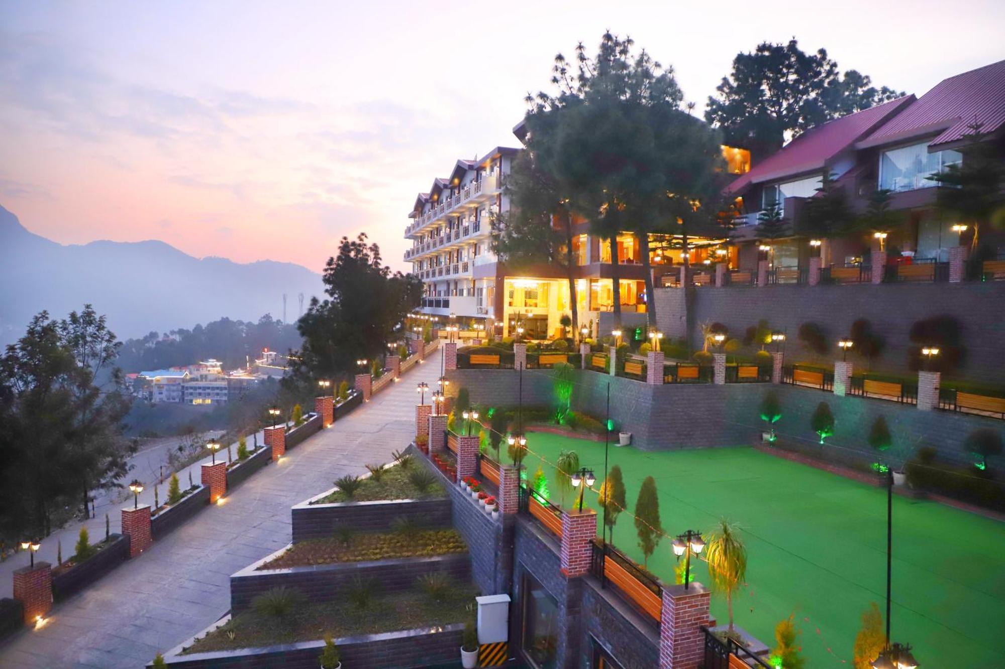 Deventure Shimla Hills Hotel Kandāghāt Екстериор снимка