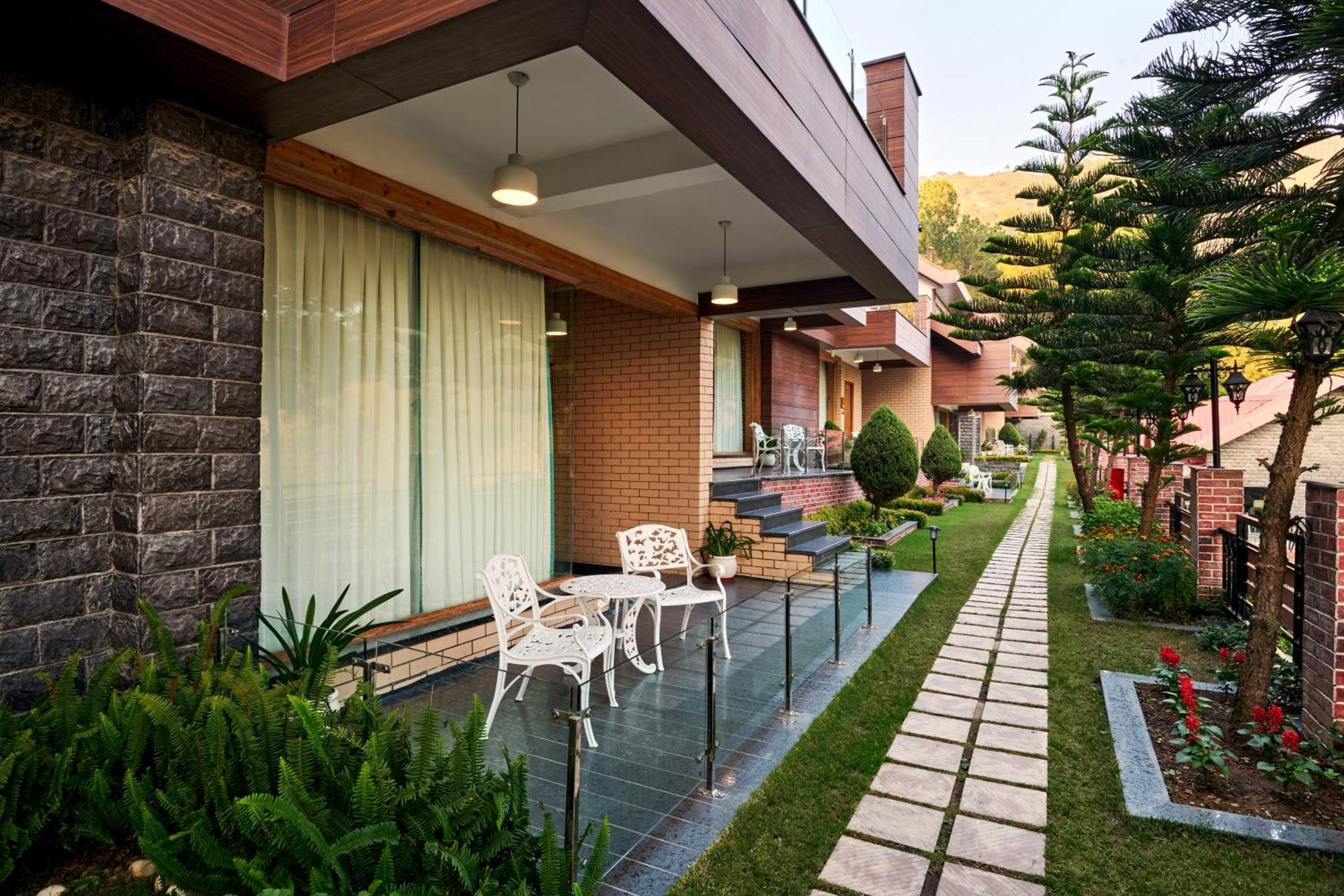 Deventure Shimla Hills Hotel Kandāghāt Екстериор снимка